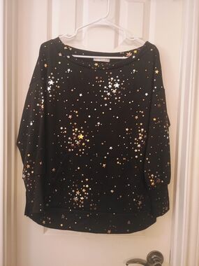 Blakeley Black Star-Print Pullover Sweatshirt With Kangaroo Pocket Medium